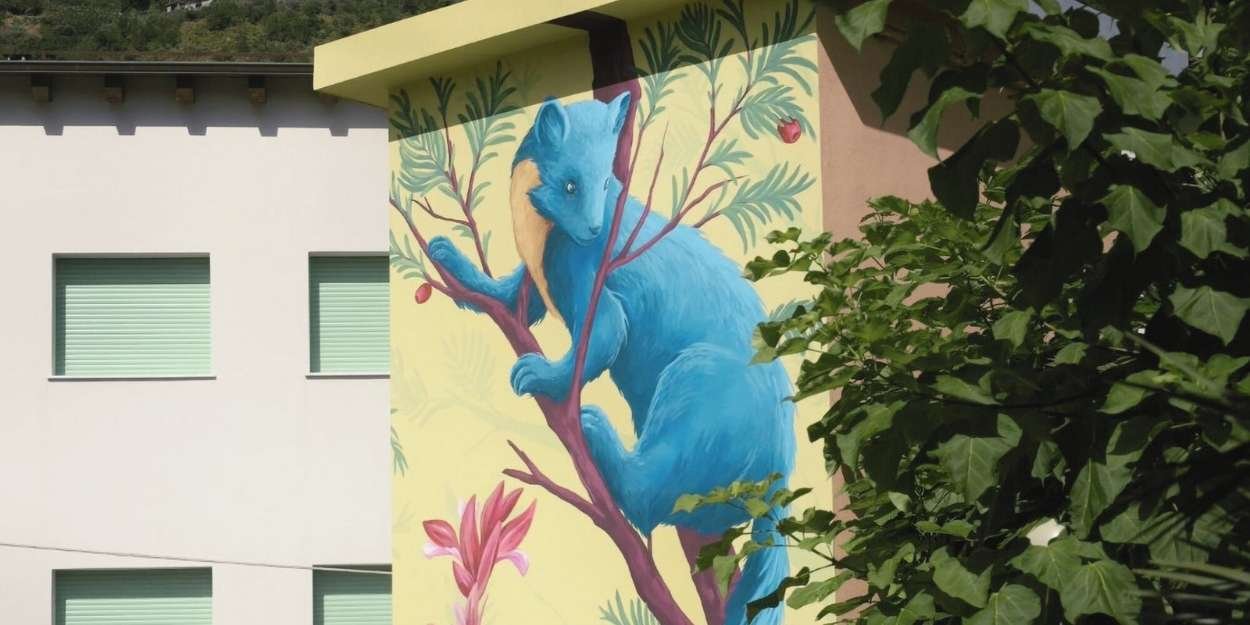 streetart,longi,sicilia,tre60lab,murales,arte,nebrodi,riqualificazione,comunità,cultura,chiaraabramo,orchidea,martora,albero,flore,paese,progetto,associazione,evento,jamsession