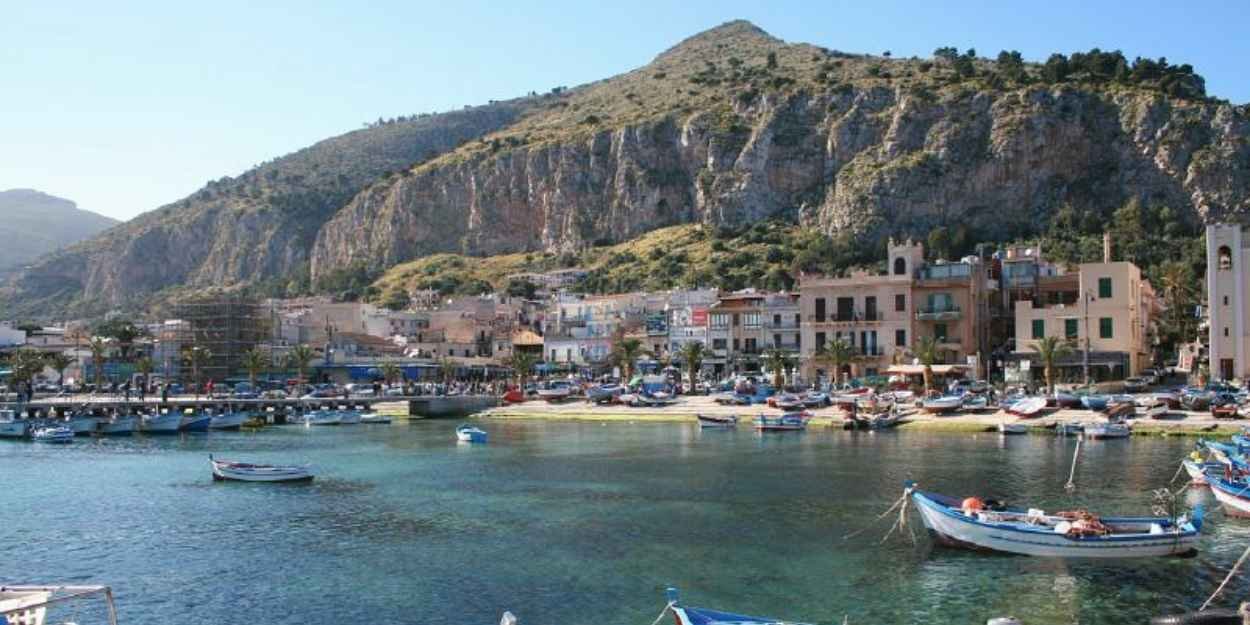 sicilia,mondello,selinunte,palermo,festival,musica,antimafia,memoria,anomeloro,sademangiaracina,concerti,artisti,testimonianze,cultura,giustizia,legalità,evento,spettacolo,impegno,civile