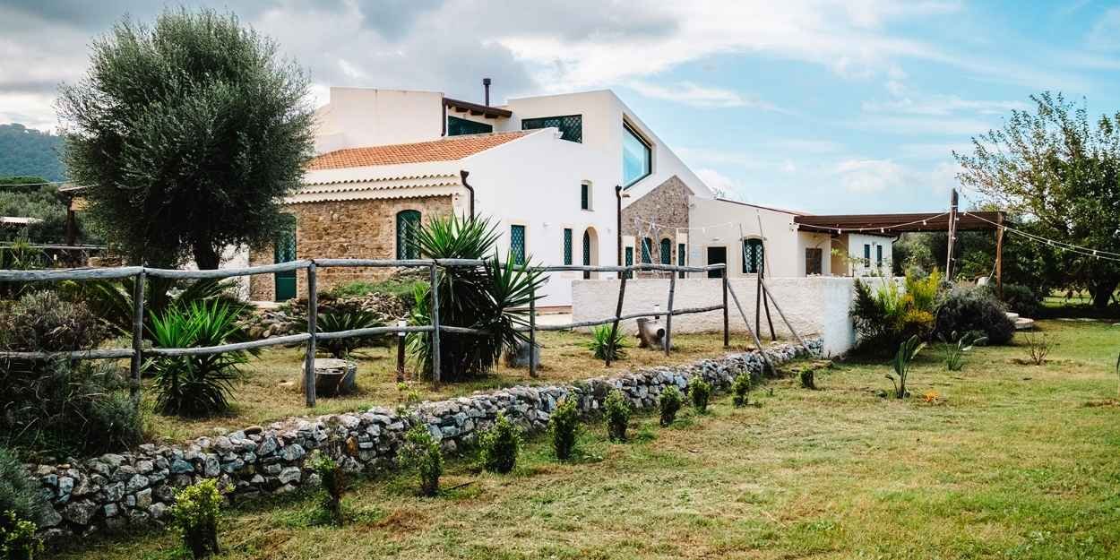 sicilia,messina,residenza,arte,scultura,installazione,contemporanea,tenutarasocolmo,muRc,caporasocolmo,reitano,bandi,call,artisti,migrazioni,impermanence,paesaggio,mediterraneo,sculpturepark,cultura