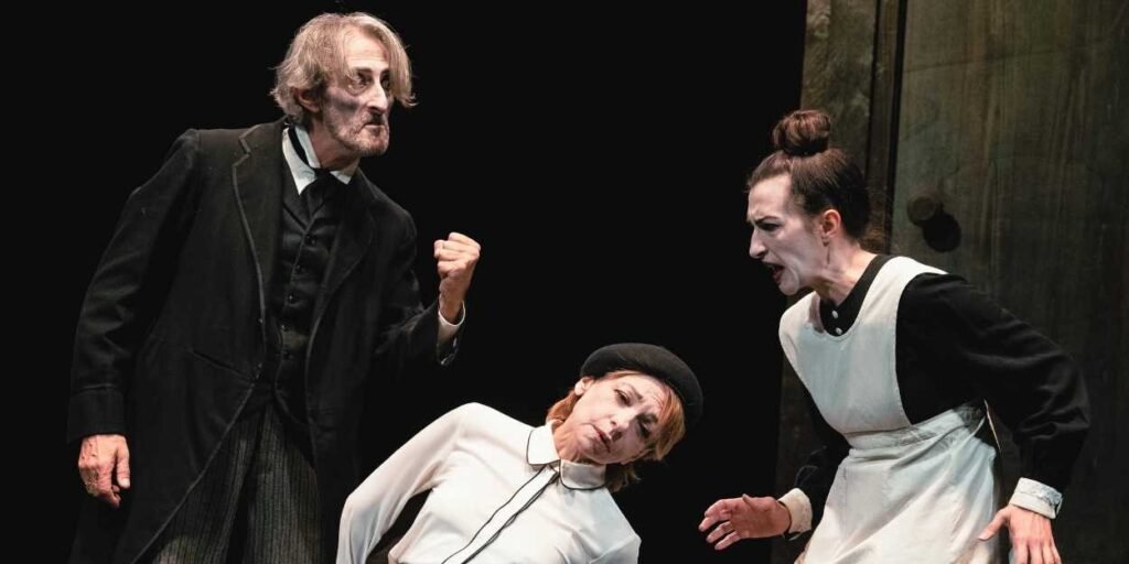 sicilia,catania,teatro,stabile,ionesco,teatroverga,drammaturgia,spettacolo,calenda,paone,giovanetti,almerighi,assurdo,prosa,stagione,cultura,arte,scena,teatrosannazaro,fattorek