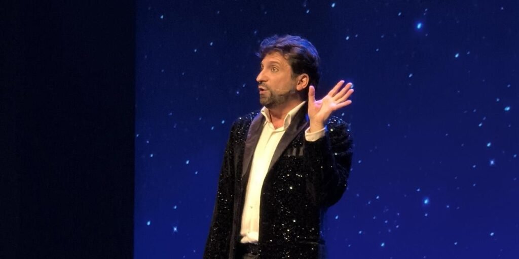 sicilia,teatro,comicità,oroscopo,spettacolo,astrologia,palermo,catania,teatroitaliano,monologo,stagioneteatrale,spettacolidalvivo,cultura,sceneitaliane,risata,autore,attore,regia,teatridelsud,live