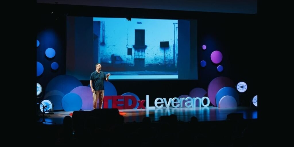 sud,territori,paesi,comunità,convivi,storie,tavola,cibo,relazioni,ascolto,abitare,leverano,tedx,gianlucapalma,faresud,daìmon,scatoladilatta,atlante,mezzogiorno,cultura